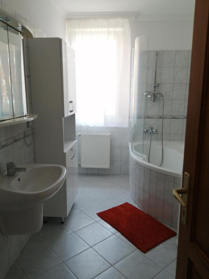 City Center Apartman II Zalaegerszeg Kültér fotó